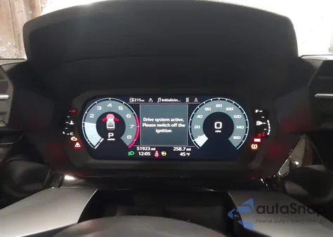 2022 Audi A3 Premium 40 Tfsi Front-Wheel Drive S Tronic z USA, uszkodzony, nr VIN WAUAUDGY2NA033558